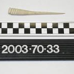 6572