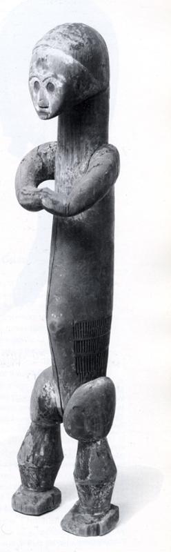 7572