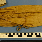 8922