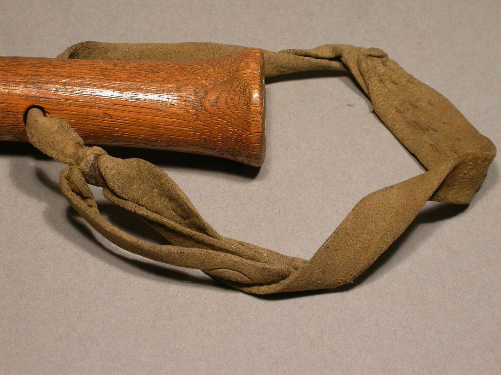 15910
