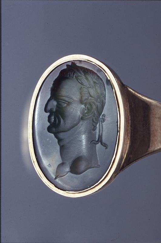 16742