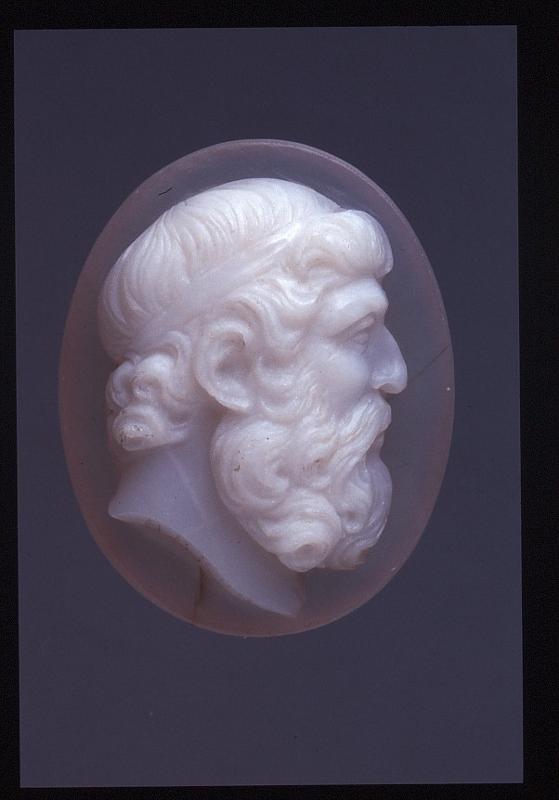 16885