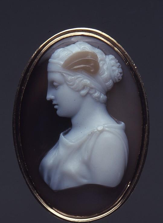 16896