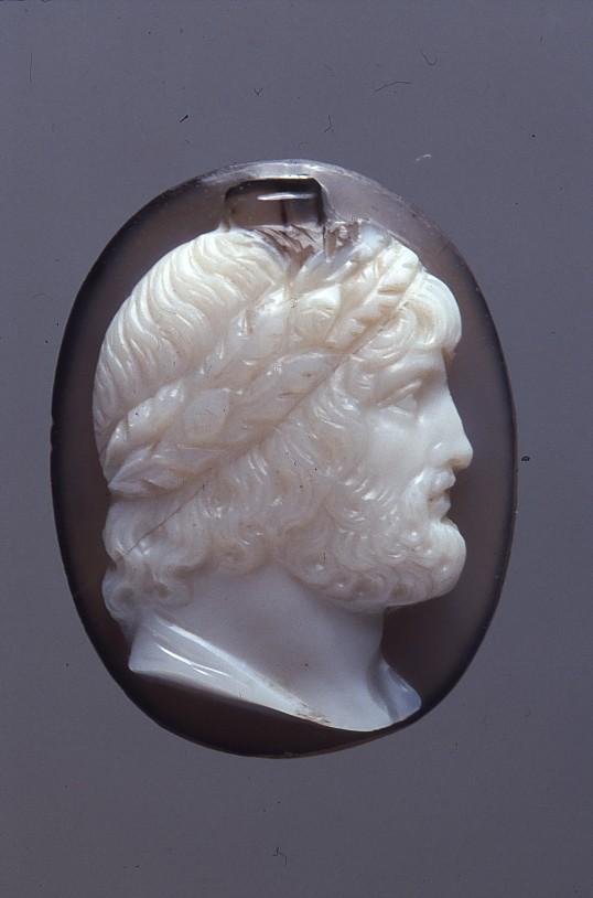 16952