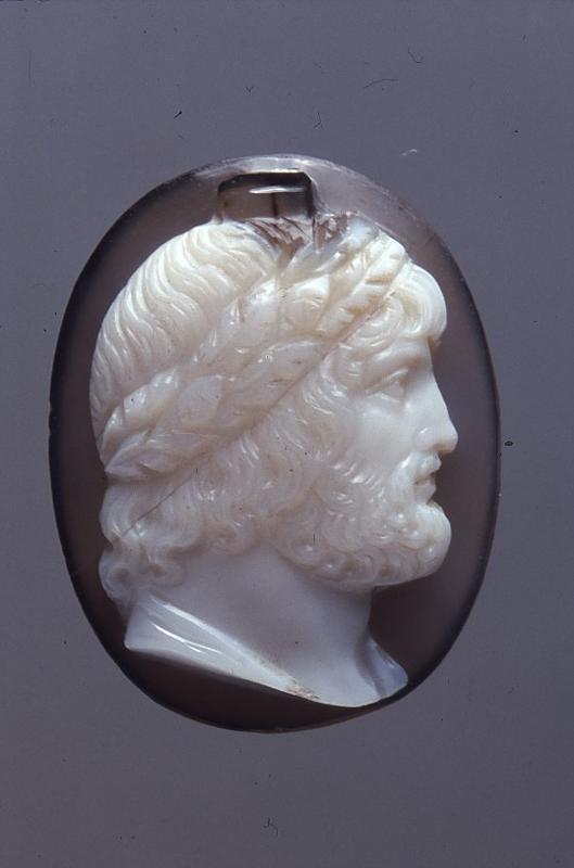 16952
