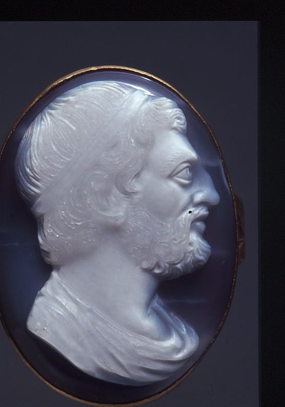 16956