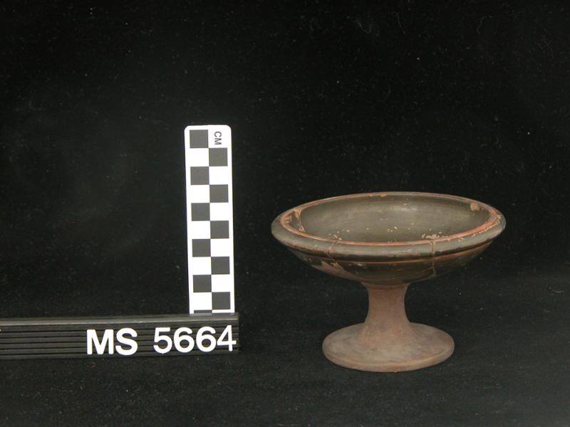 18637