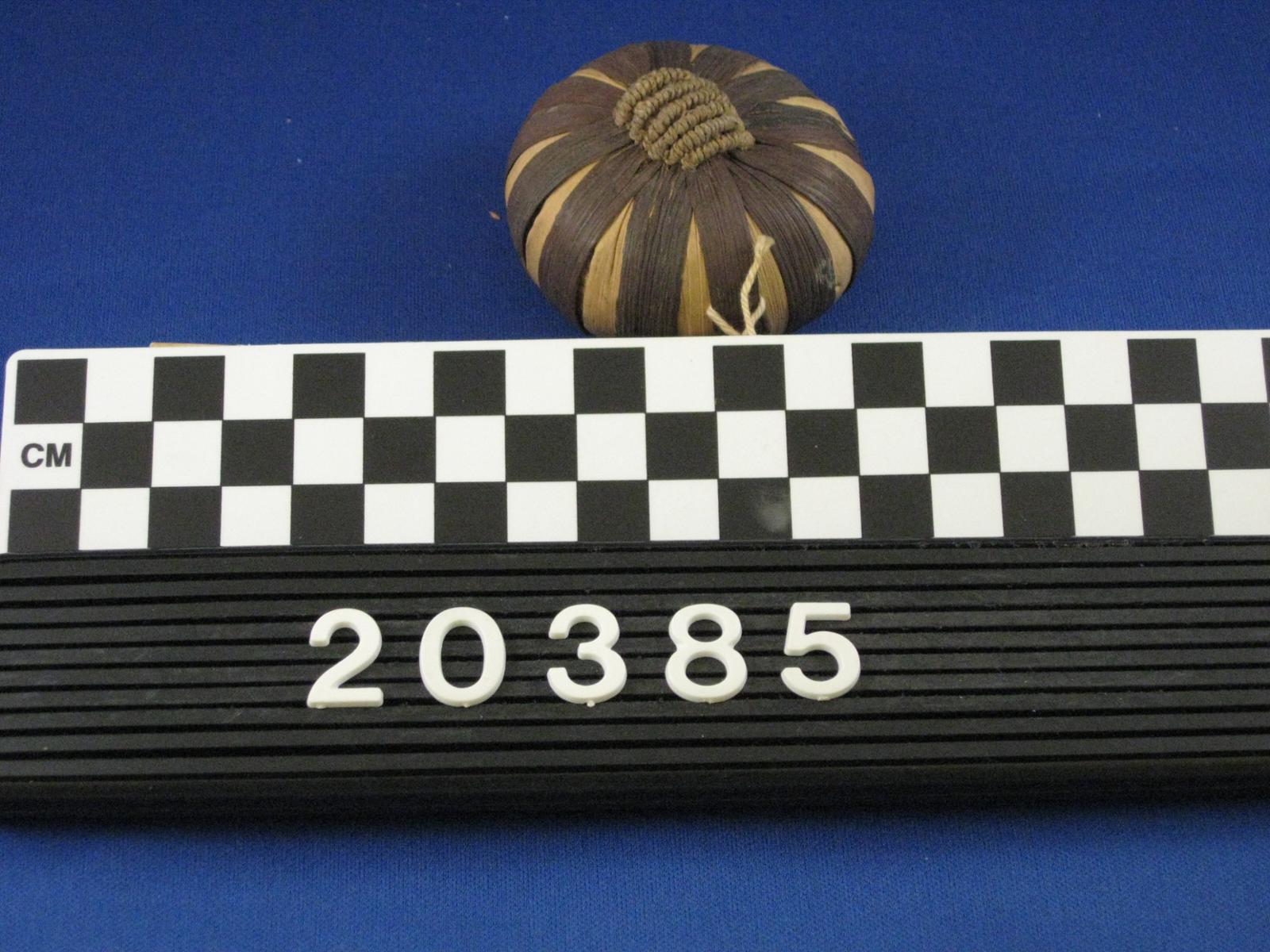 18904
