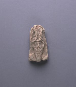 B15689