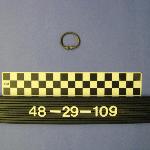 124300