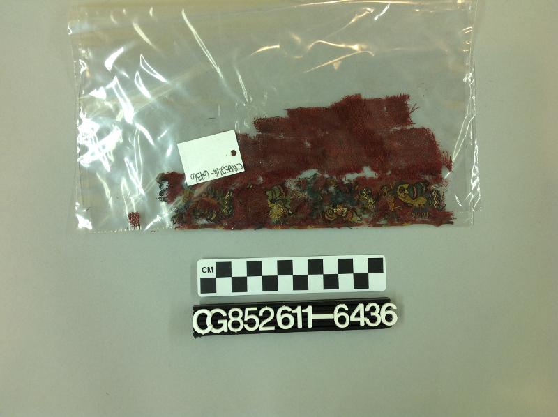128974
