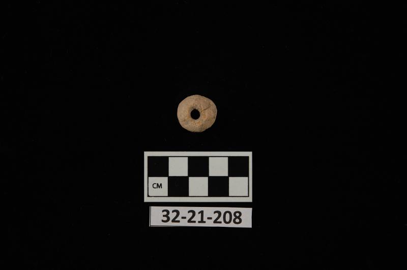136763