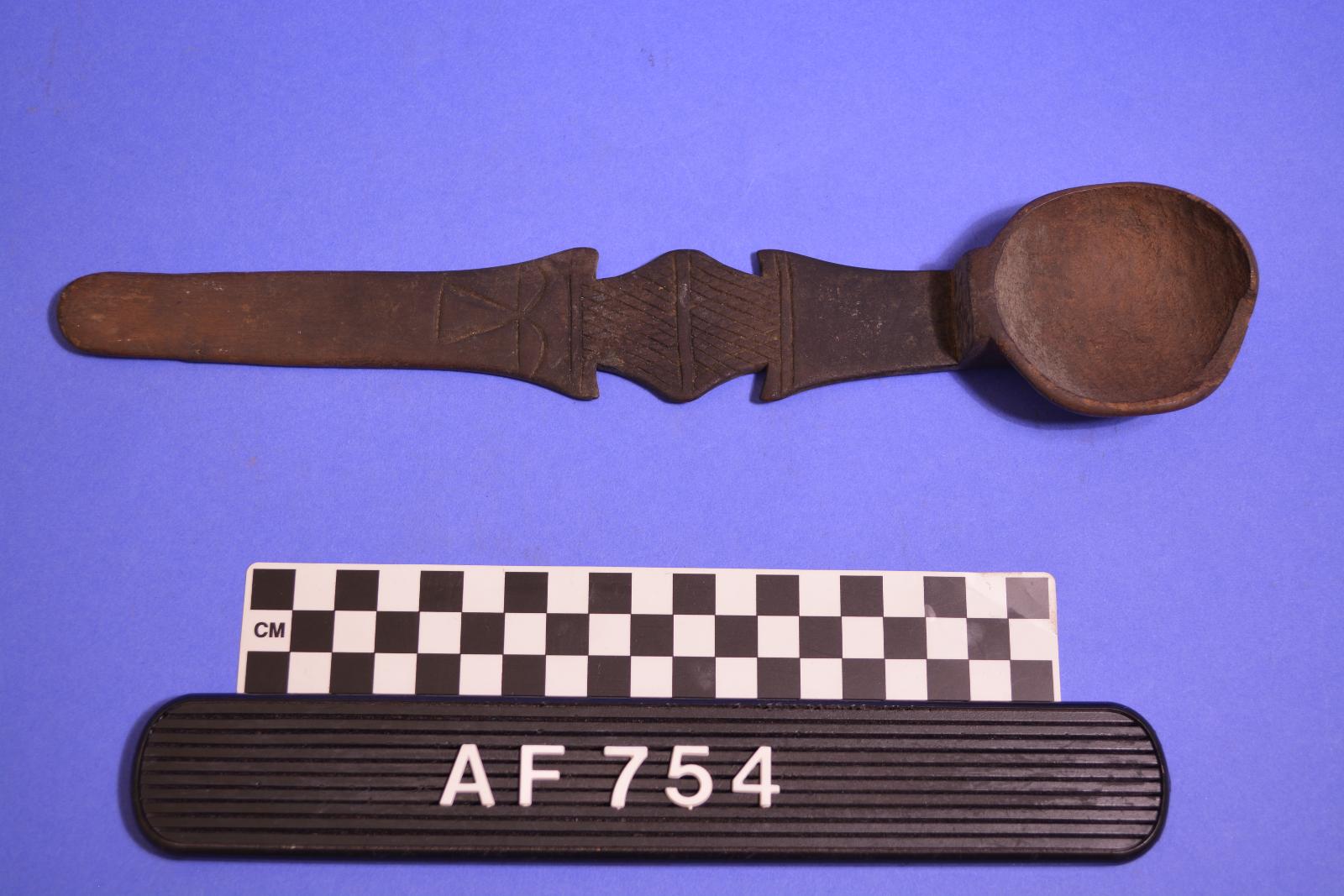 152911