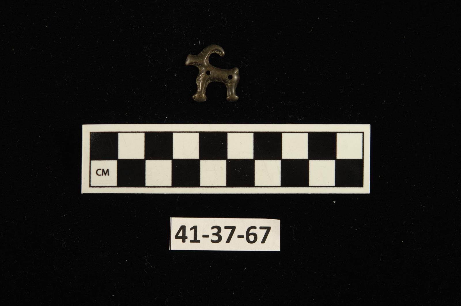 157640