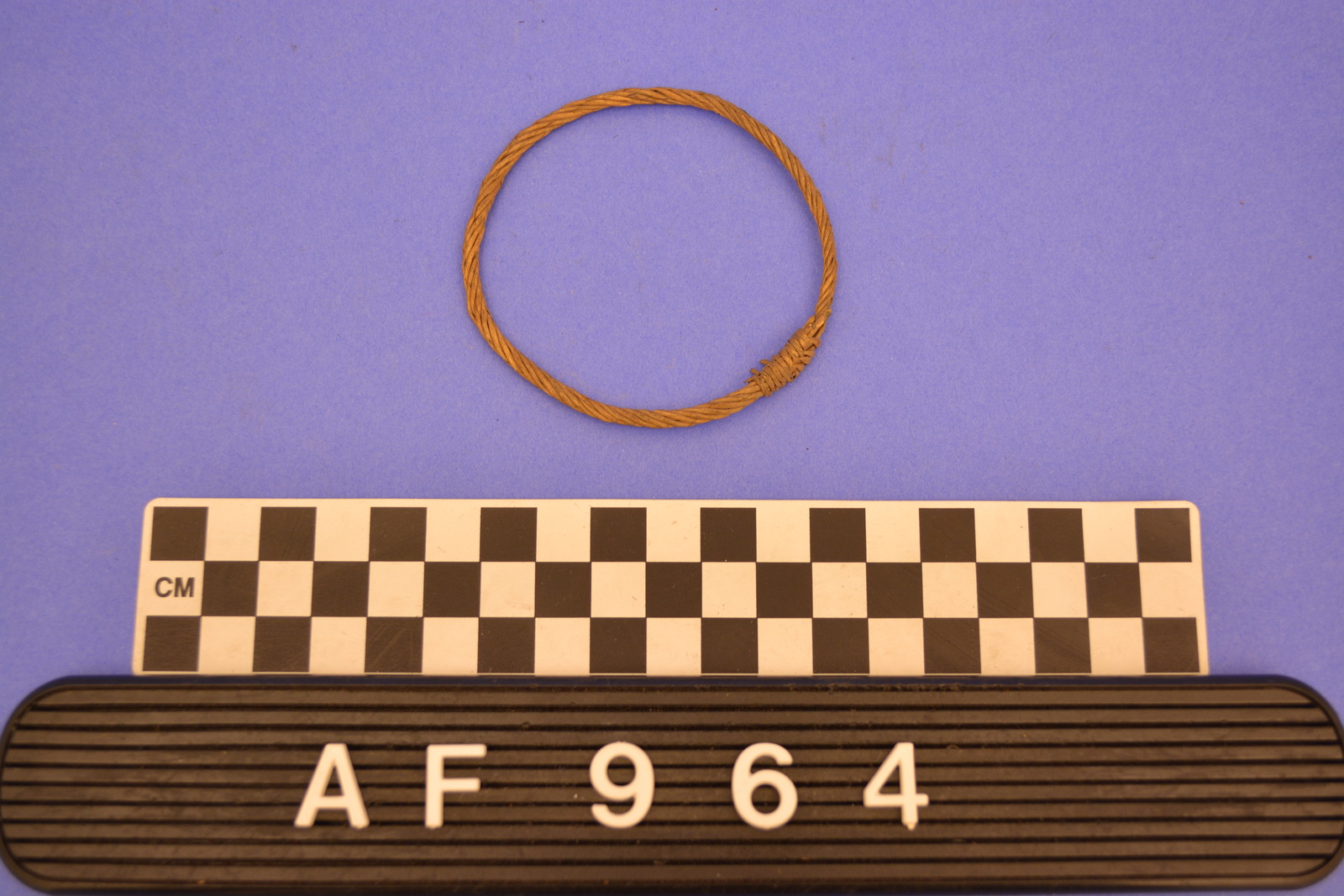 162684