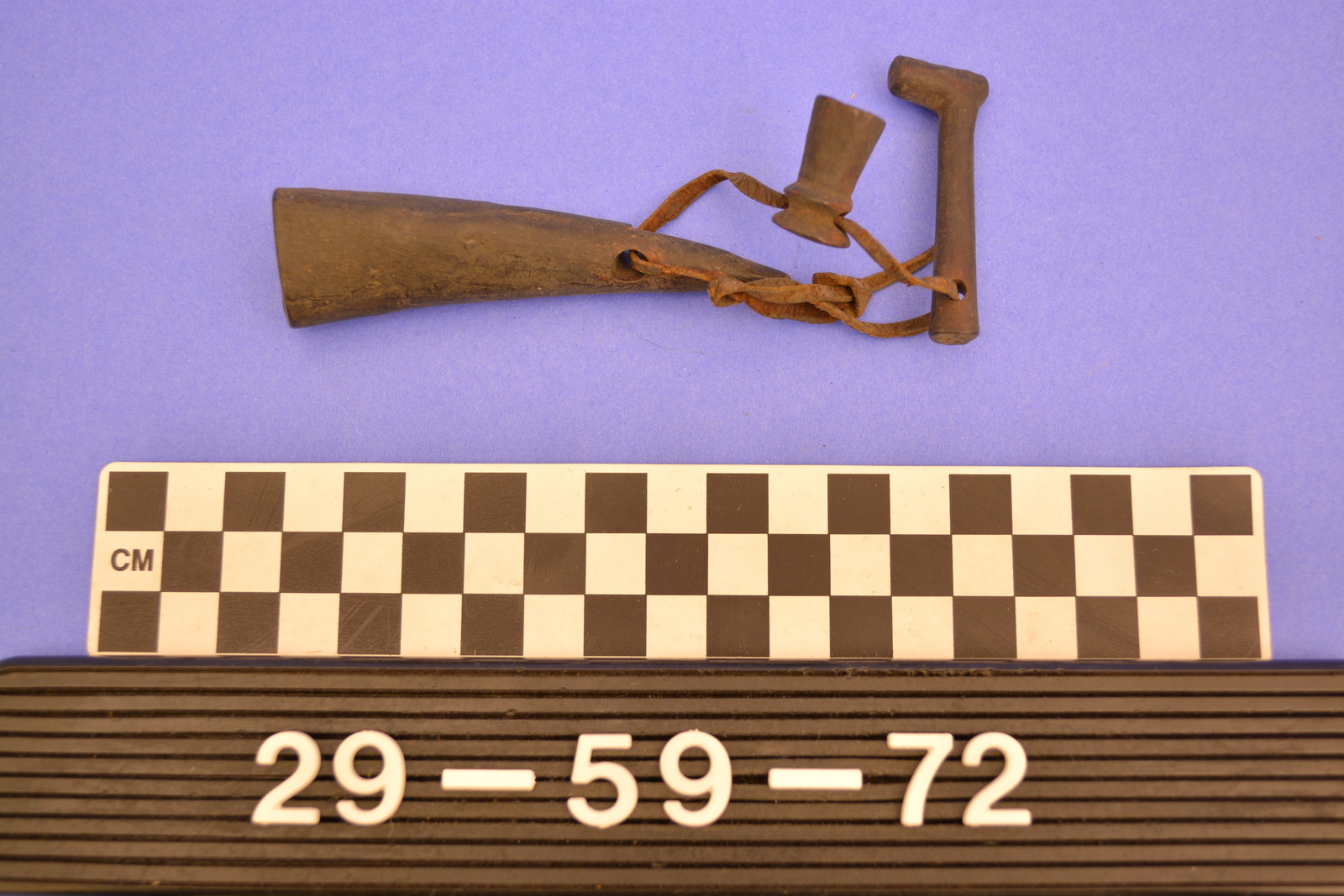162737
