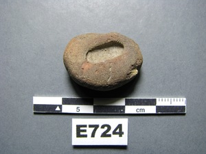 E724