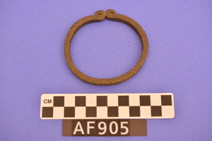 AF905