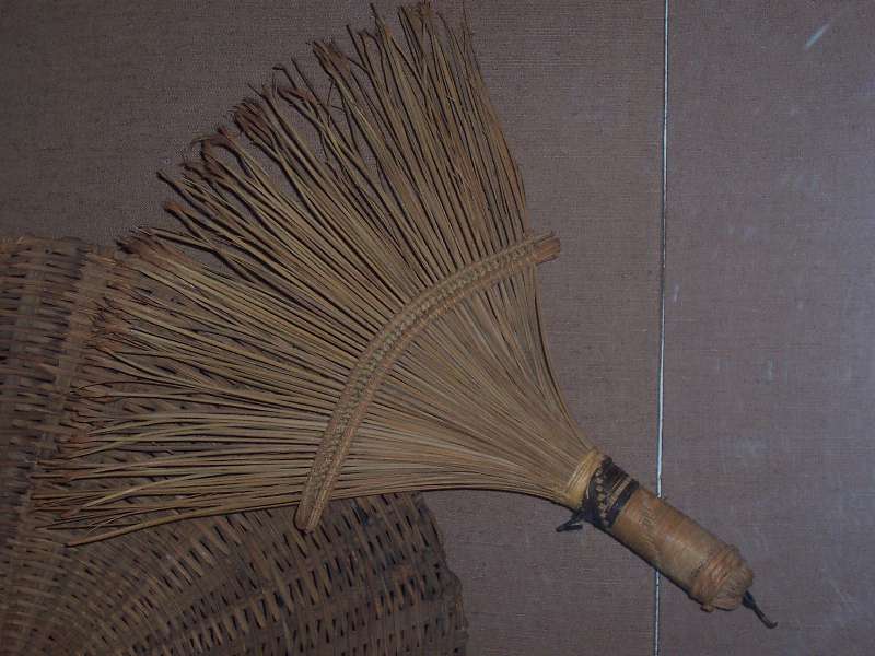 172005