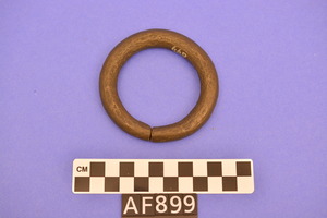 AF899