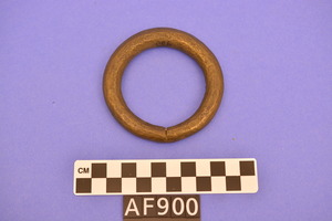AF900