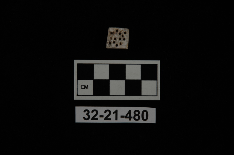 175640