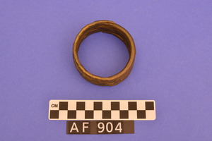 AF904