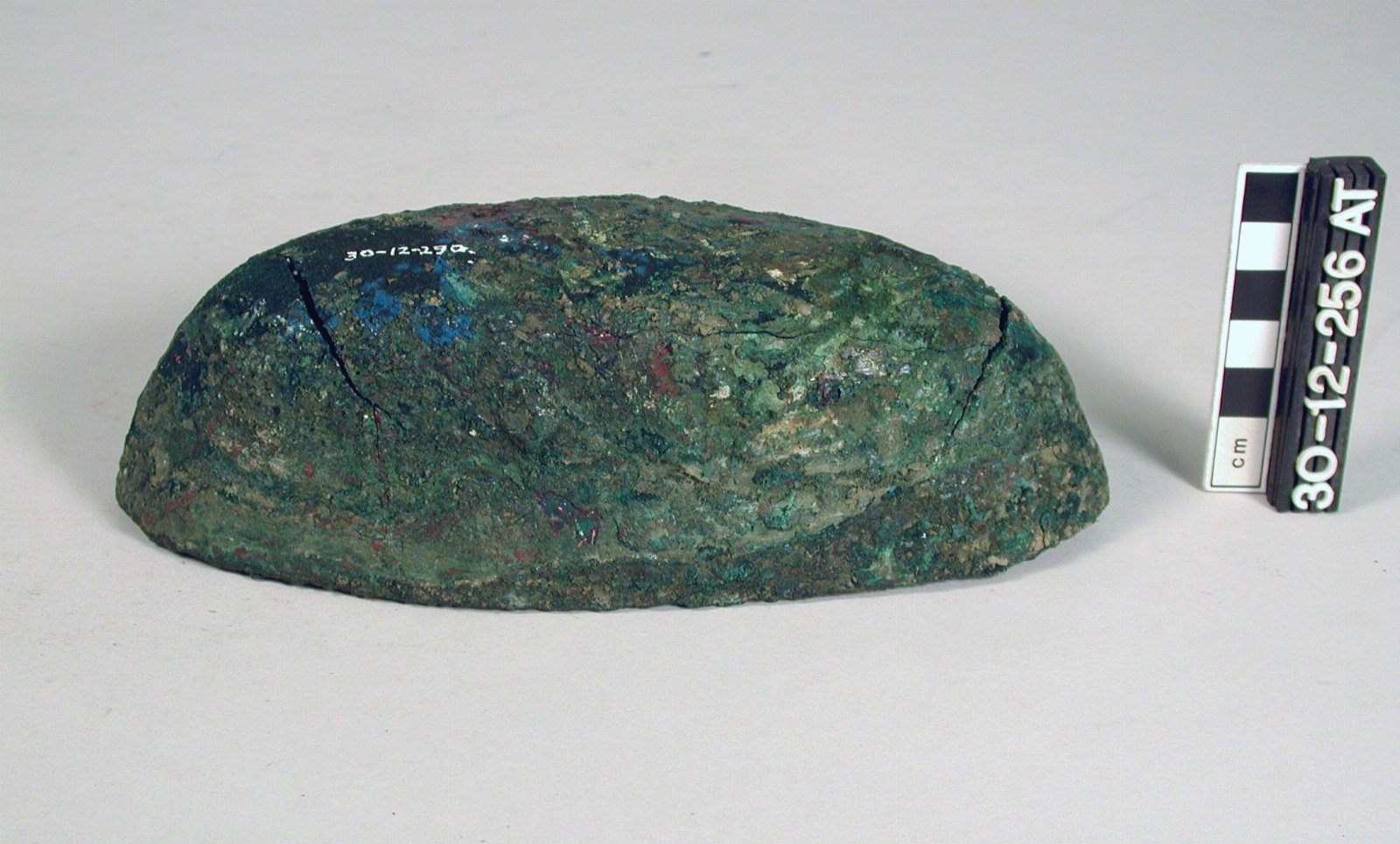 189300