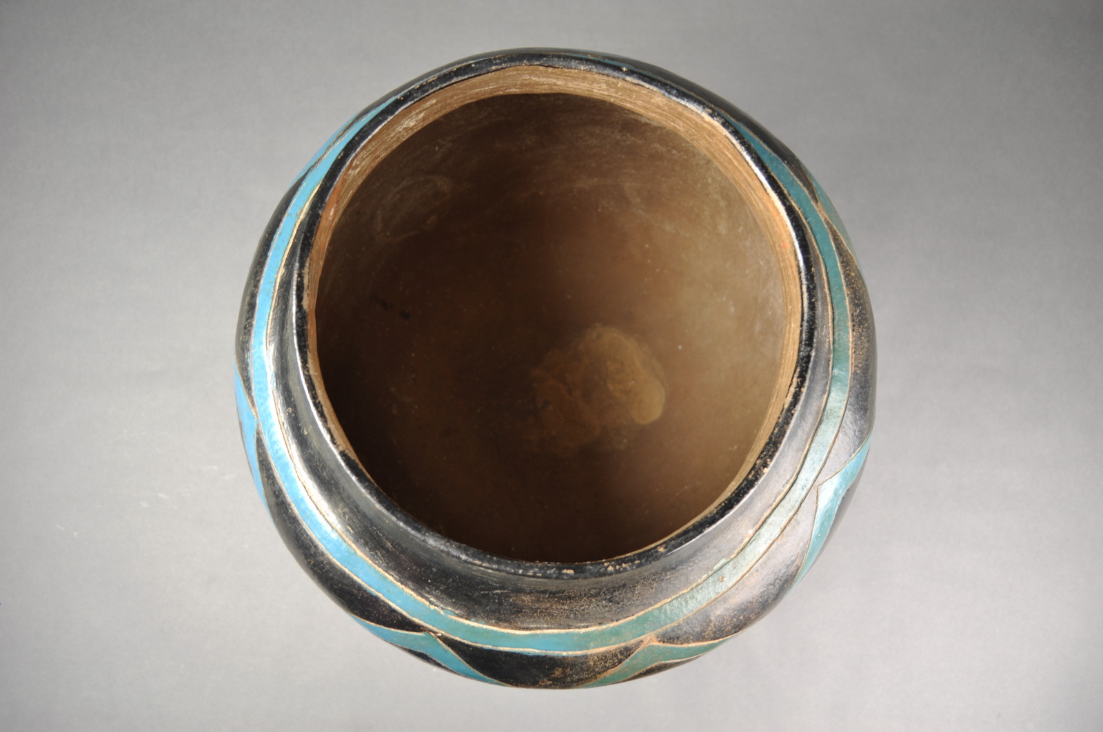 190081