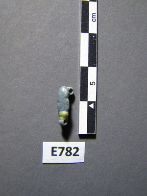 E782