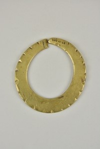 225051