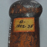 256261