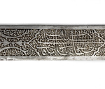 272005