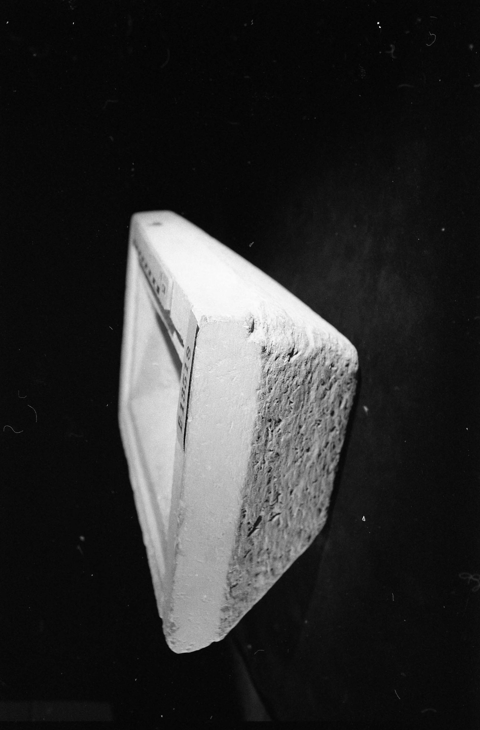 275940