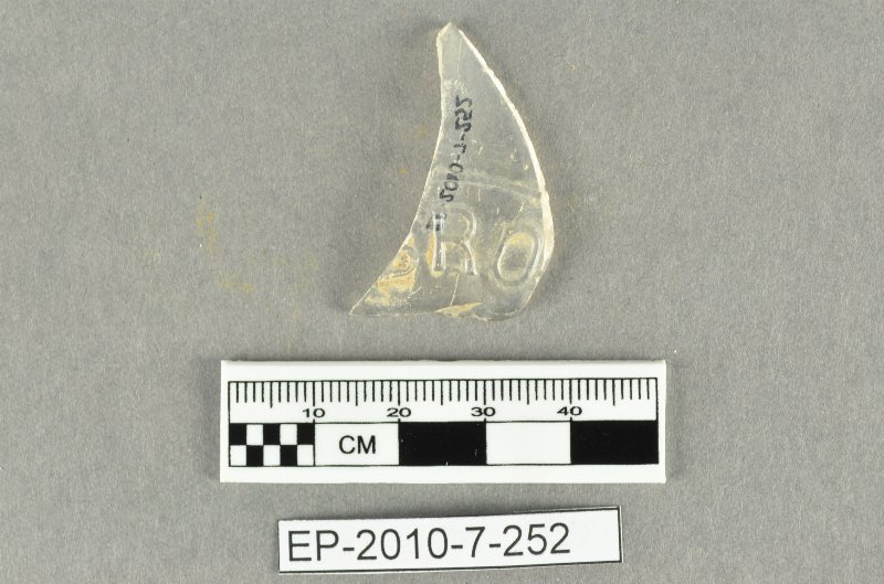 285702