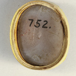 298754