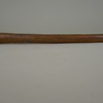 307885
