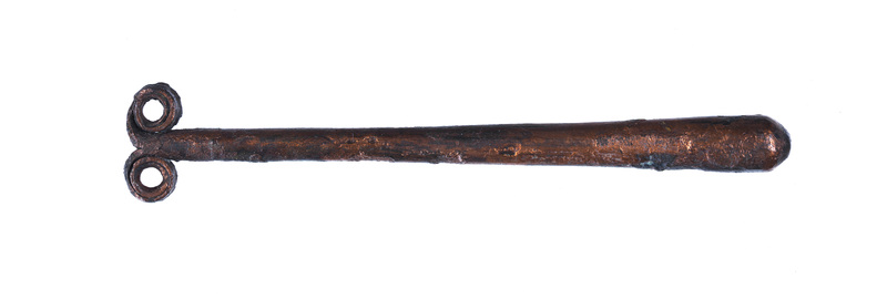 308946