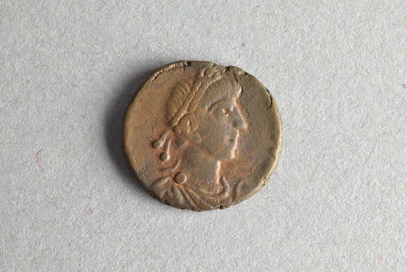 316551