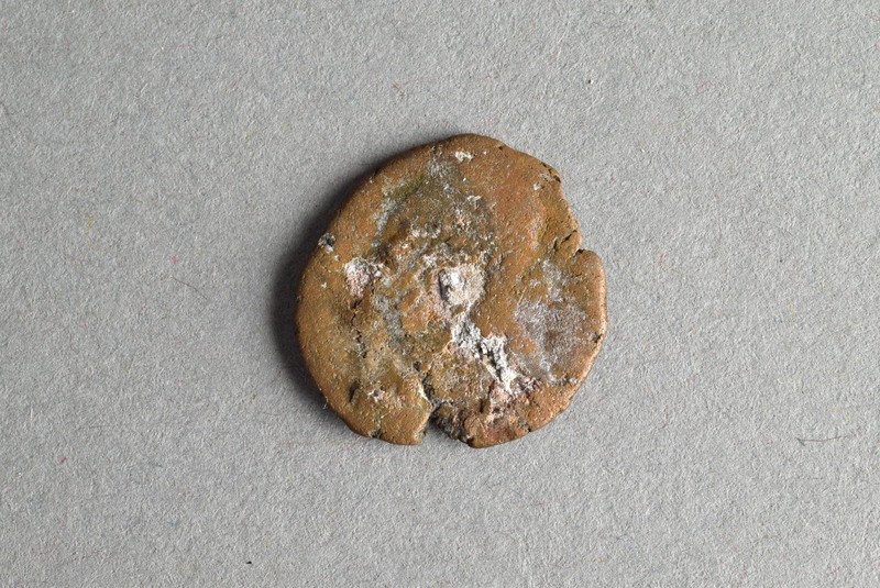 316570