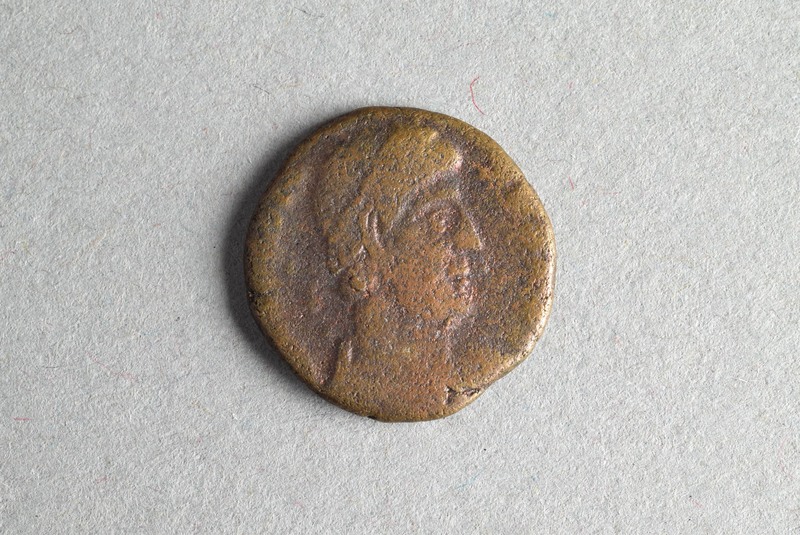 316725