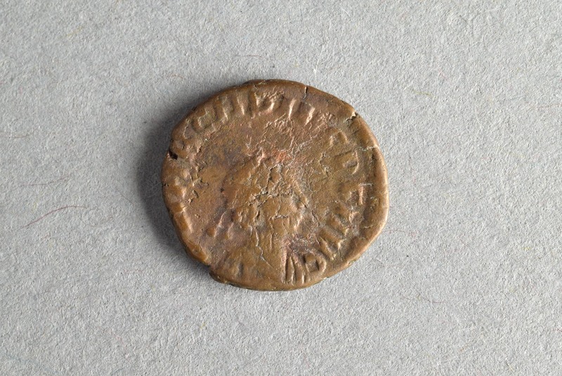 317527