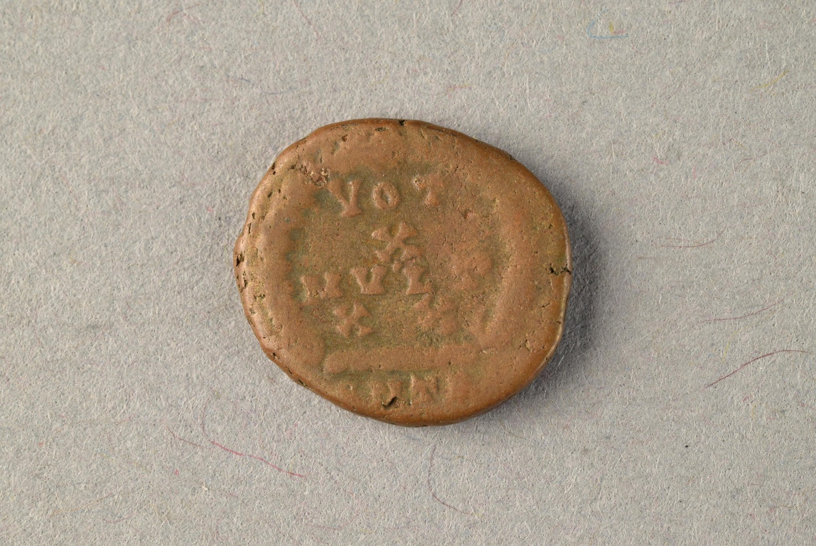 317622