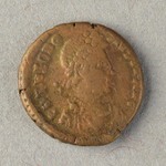 317643
