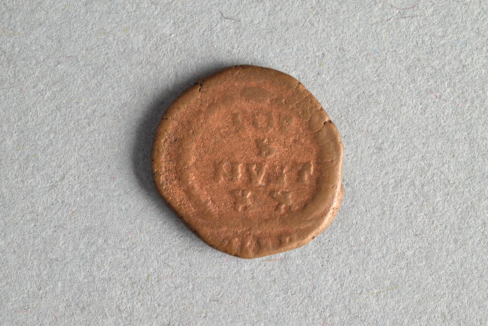 317905