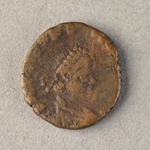 318013