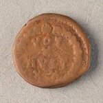 318028