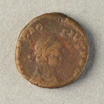 318029