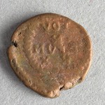 318128