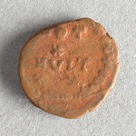 318423